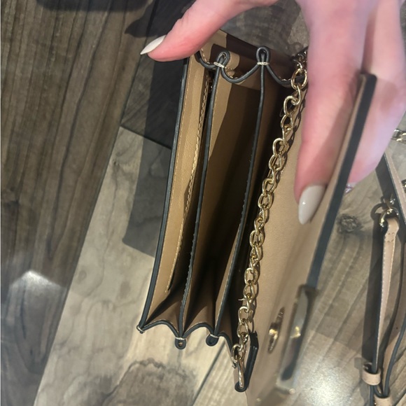 Natural crossbody clutch - Picture 3 of 5